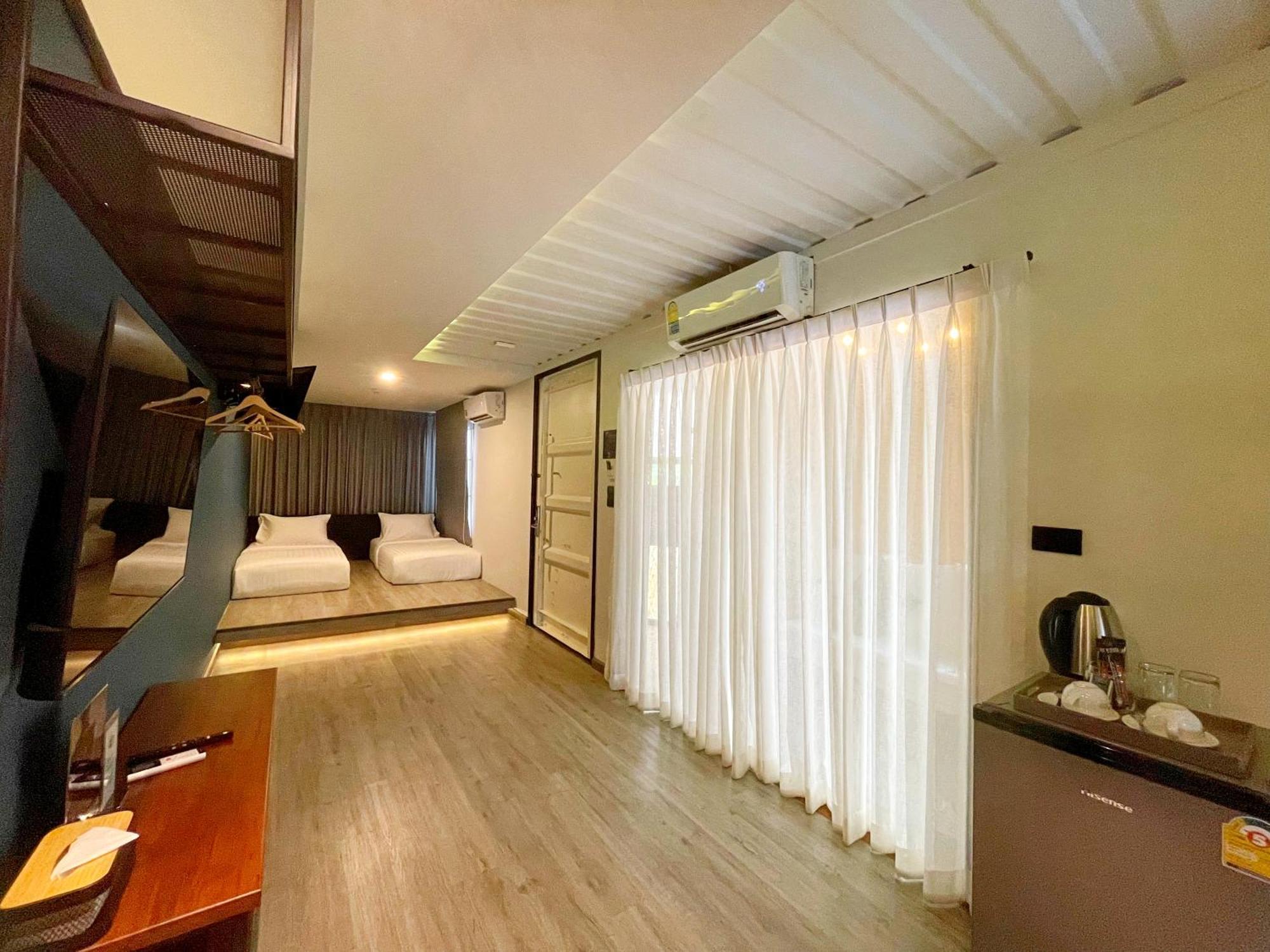 Nights In A Box Hotel Ban Muang  Phòng bức ảnh