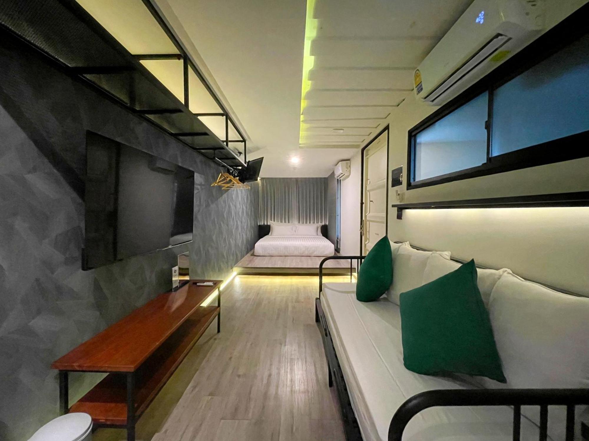 Nights In A Box Hotel Ban Muang  Phòng bức ảnh